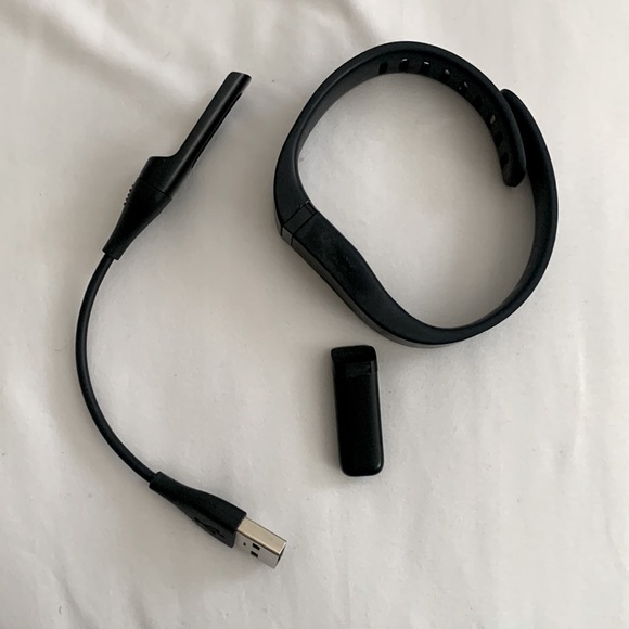 Fitbit Flex original Model - Picture 1 of 3